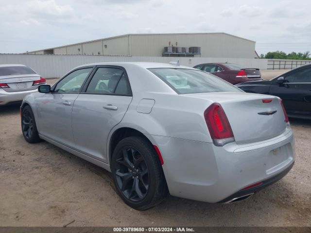 2C3CCABG2PH565462 Chrysler 300 300s