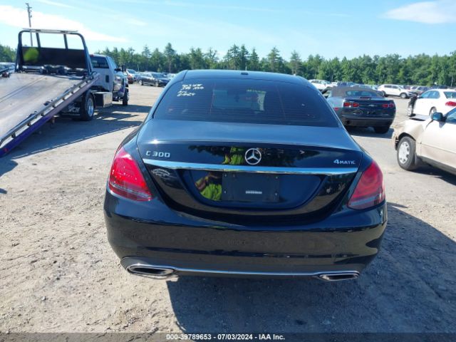 W1KWF8EB0MR647460 Mercedes-Benz C 300 4matic