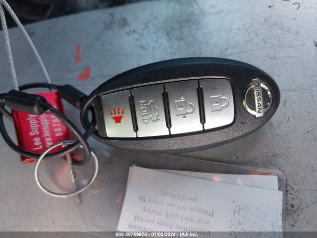 3N1CN8EV4ML866944 Nissan Versa Sv Xtronic Cvt