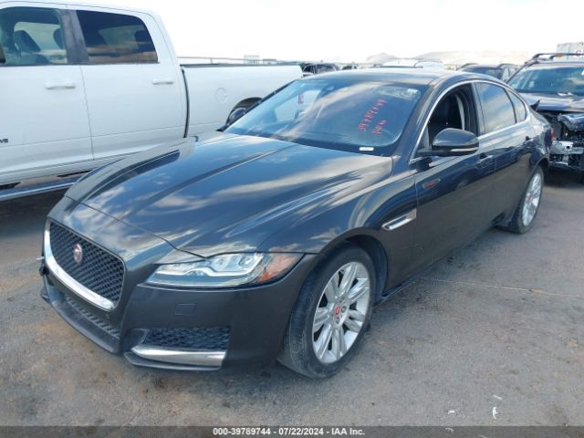 SAJBD4BV4HCY29758 Jaguar Xf 35t Premium
