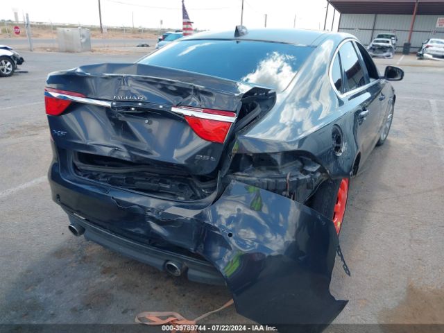 SAJBD4BV4HCY29758 Jaguar Xf 35t Premium