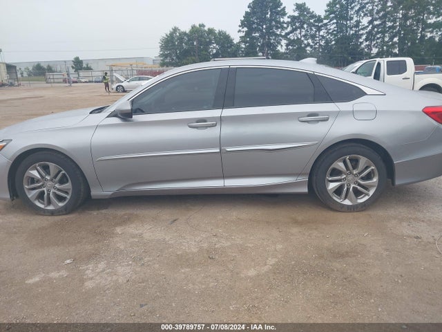 Honda ACCORD LX 2018 1HGCV1F12JA072691 Image 14