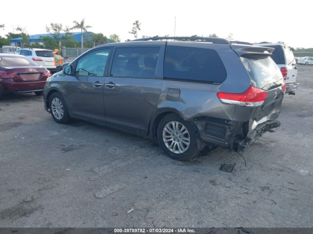5TDYK3DC3ES424117 Toyota Sienna Xle V6 8 Passenger