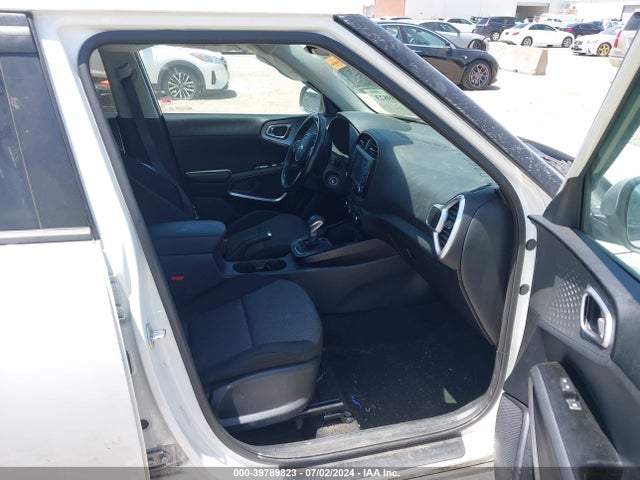 KIA Soul X-line 2020 KNDJ23AUXL7005963 Image 5