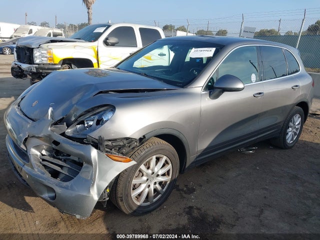 2012 PORSCHE CAYENNE WP1AA2A29CLA10850 Photo 1