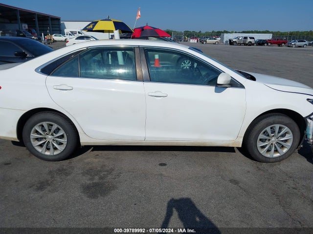 Toyota CAMRY LE 2017 4T1BF1FK0HU283764 Image 14