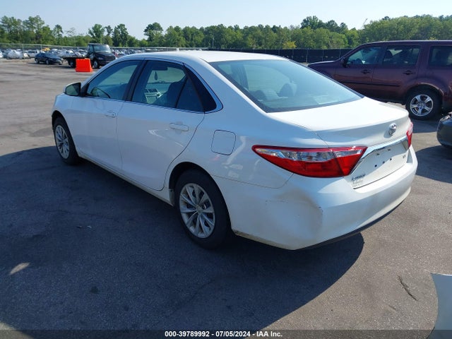 Toyota CAMRY LE 2017 4T1BF1FK0HU283764 Image 3