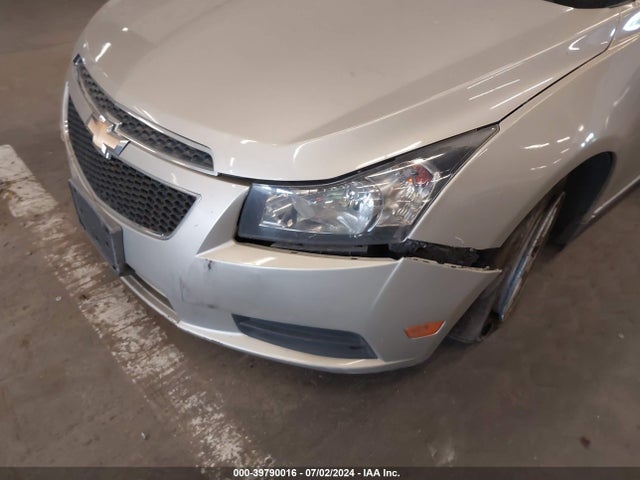 Chevrolet Cruze 1lt Auto 2014 1G1PC5SB4E7464871 Image 14