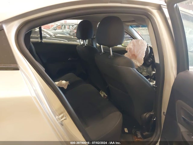 Chevrolet Cruze 1lt Auto 2014 1G1PC5SB4E7464871 Image 8