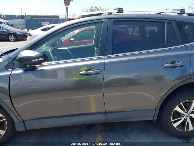 Toyota Rav4 Xle 2016 JTMWFREV3GJ082005 Image 14