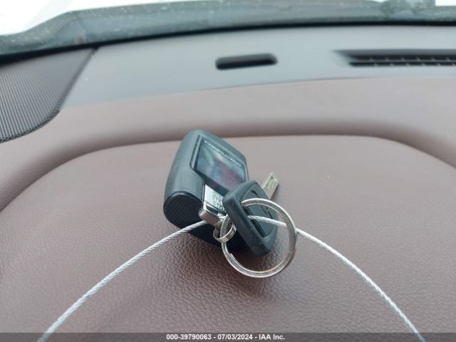 3GCUKTEC7EG305630 Chevrolet Silverado 1500 High Country