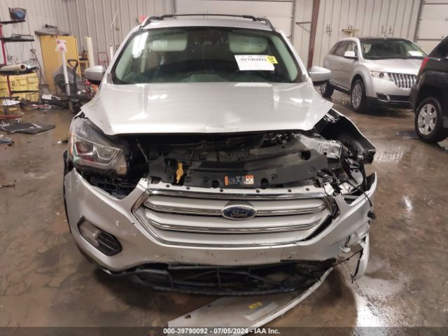 1FMCU9HD0KUB28095 Ford ESCAPE SEL