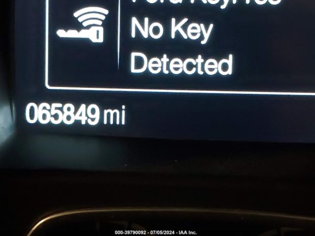 1FMCU9HD0KUB28095 Ford ESCAPE SEL