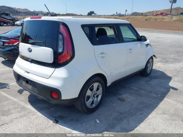 KNDJN2A21J7535977 KIA Soul