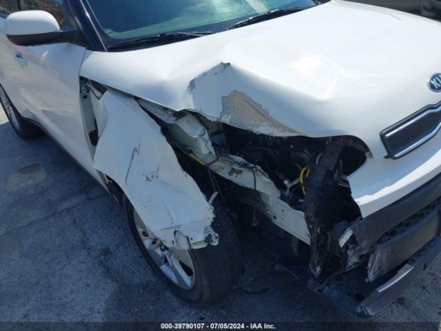 KNDJN2A21J7535977 KIA Soul