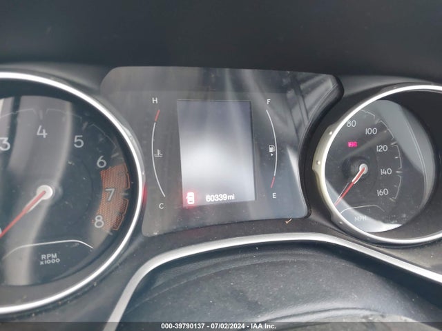 3C4NJCBB2JT489251 Jeep Compass Latitude Fwd