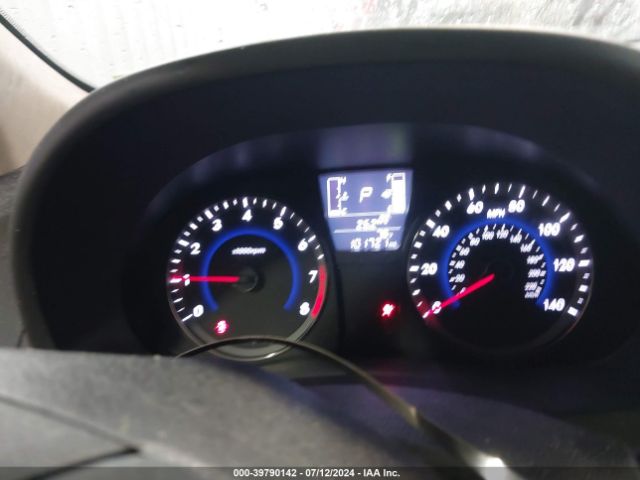 KMHCT4AE6HU254799 Hyundai Accent Value Edition