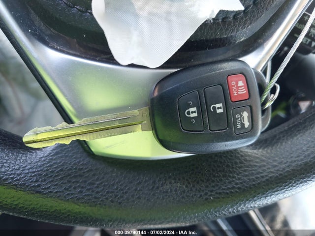Toyota COROLLA LE 2017 2T1BURHE4HC755185 Image 11