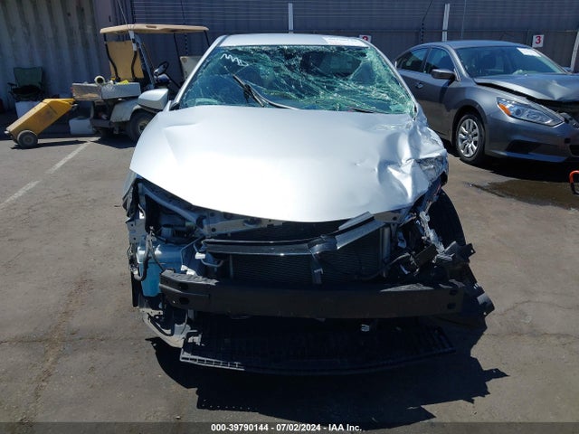 Toyota COROLLA LE 2017 2T1BURHE4HC755185 Image 13
