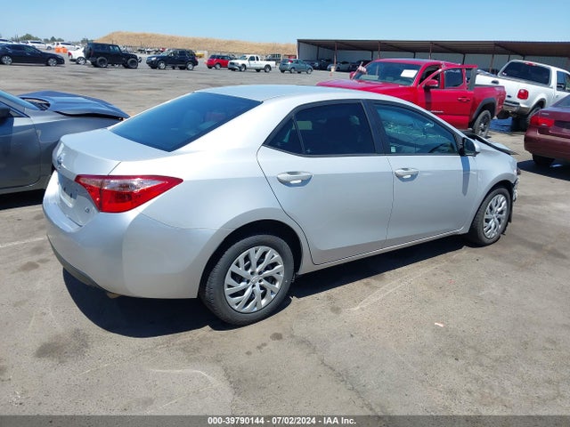 Toyota COROLLA LE 2017 2T1BURHE4HC755185 Image 4