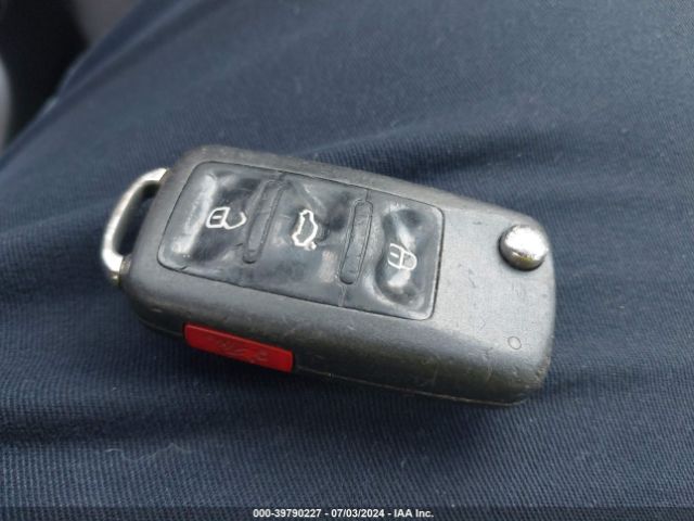 3VWD17AJ2GM294732 Volkswagen Jetta 1.8t Sport