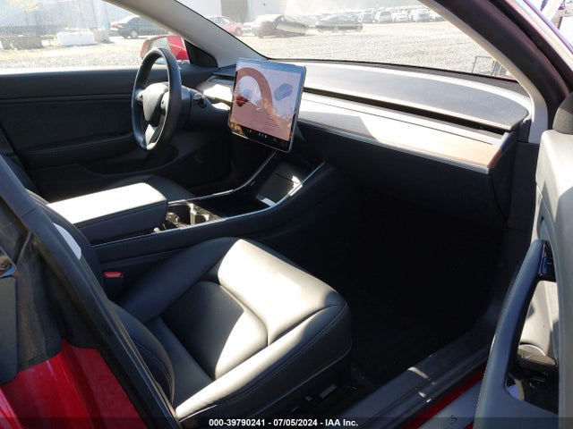 2019 TESLA MODEL 3 5YJ3E1EB9KF189718 Photo 4