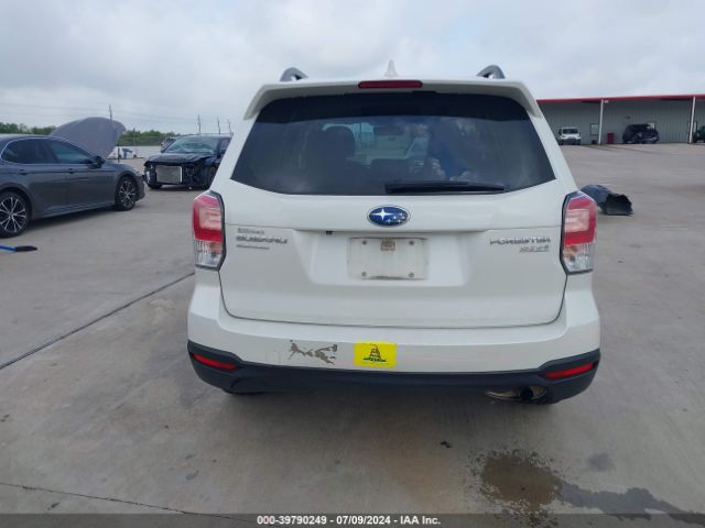 JF2SJADC2HH567227 Subaru Forester Premium