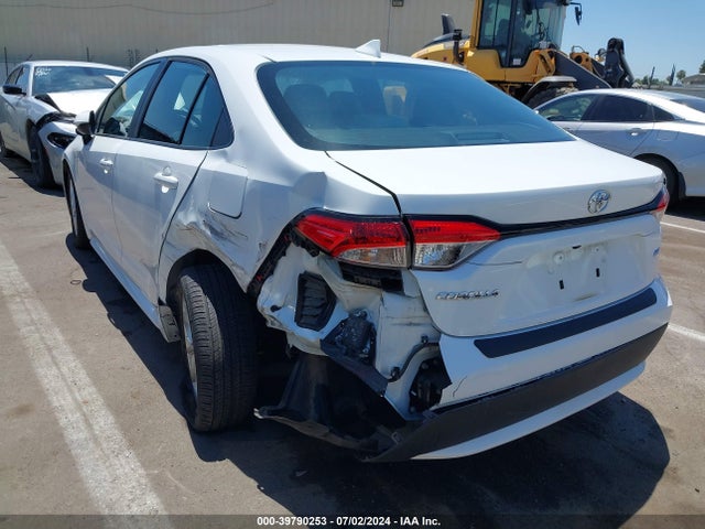 Toyota COROLLA LE 2022 5YFVPMAEXNP292949 Image 3