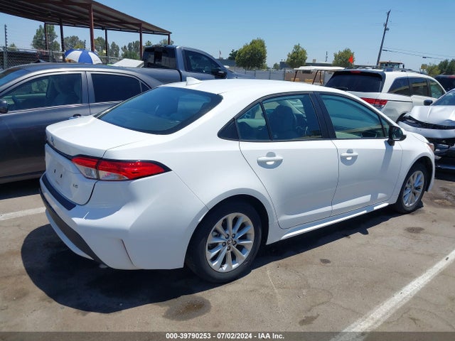 Toyota COROLLA LE 2022 5YFVPMAEXNP292949 Image 4