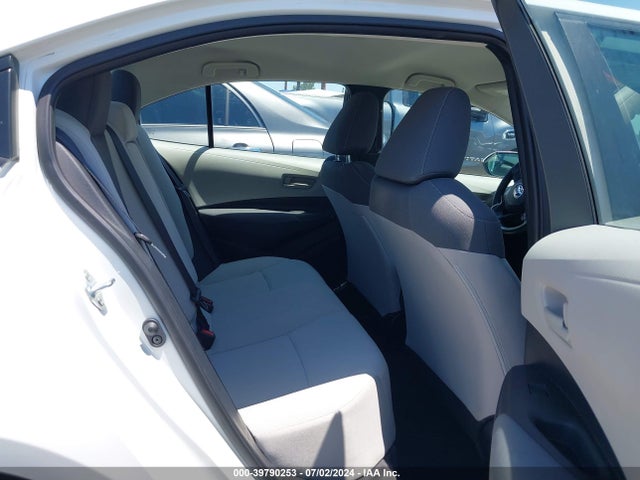 Toyota COROLLA LE 2022 5YFVPMAEXNP292949 Image 8