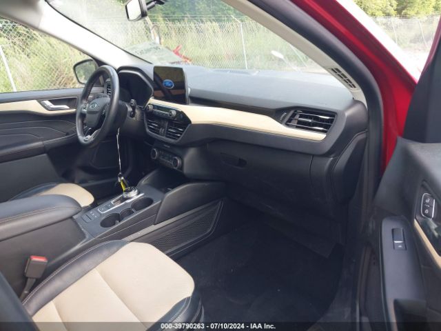 1FMCU0DZ1MUB06672 Ford Escape
