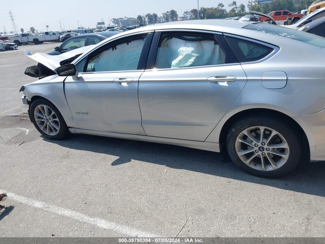 Ford Fusion Hybrid Sel 2019 3FA6P0MU2KR104520 Image 13