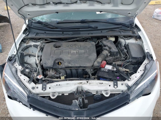 Toyota COROLLA LE 2018 5YFBURHE8JP756068 Image 10