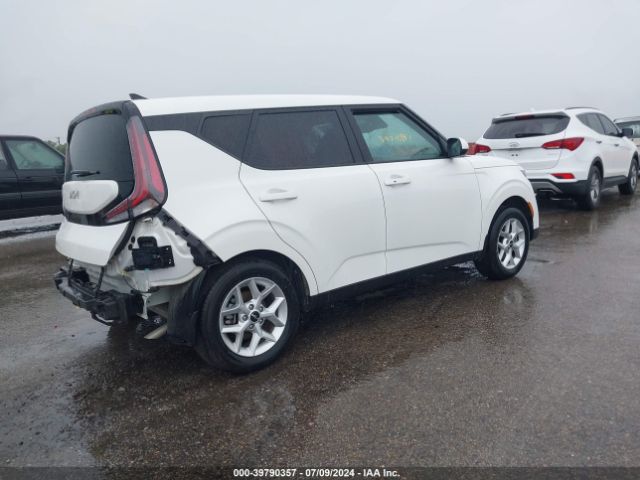 KNDJ23AU8P7213488 KIA SOUL S