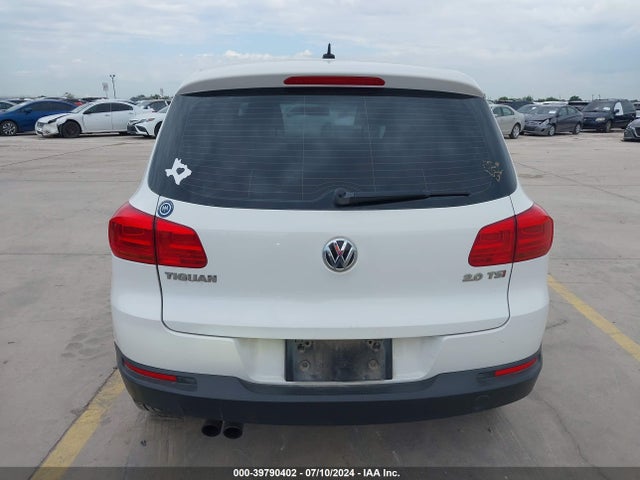 Volkswagen TIGUAN S 2014 WVGAV3AX2EW539433 Image 16