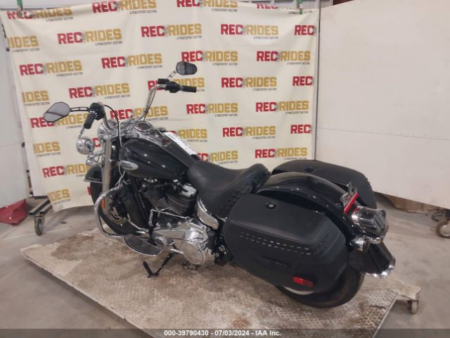 2022 HARLEY-DAVIDSON FLHCS 1HD1YBK11NB042976 Photo 2