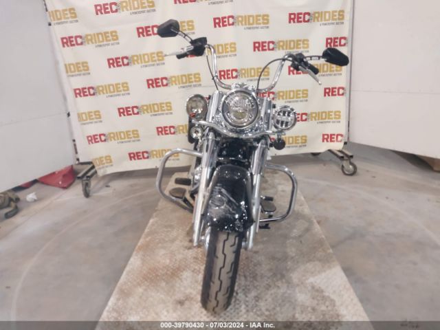 2022 HARLEY-DAVIDSON FLHCS 1HD1YBK11NB042976 Photo 4