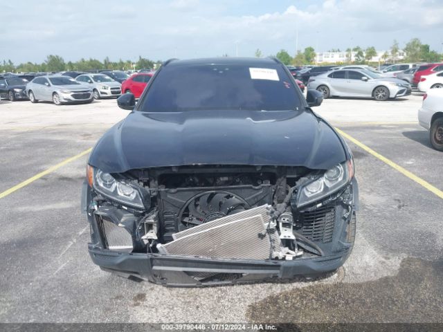 SADCJ2FX7JA274614 Jaguar F-pace 25t Premium