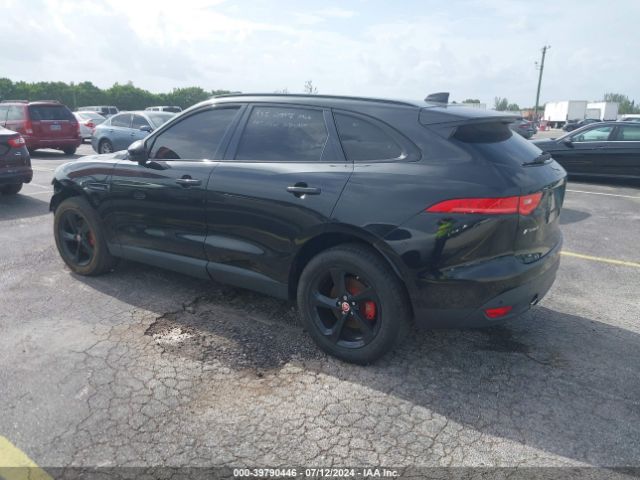 SADCJ2FX7JA274614 Jaguar F-pace 25t Premium