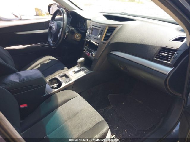 4S4BRBCC8E3212372 Subaru Outback 2.5i Premium