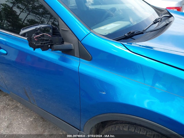 Toyota RAV4 LE 2017 JTMZFREV5HJ144776 Image 21