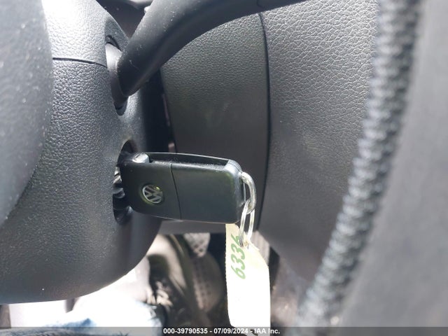 3VW267AJXGM211220 Volkswagen Jetta 1.4t S