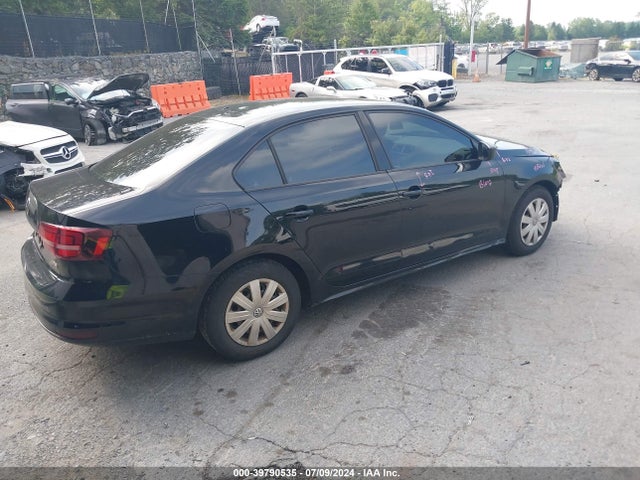 3VW267AJXGM211220 Volkswagen Jetta 1.4t S