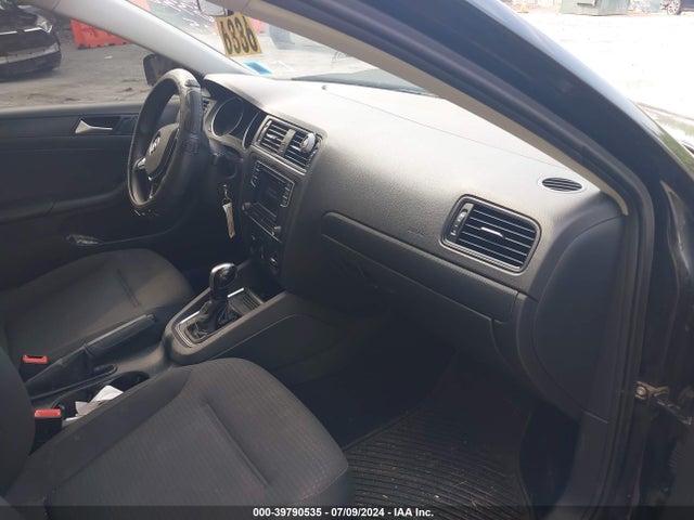 3VW267AJXGM211220 Volkswagen Jetta 1.4t S