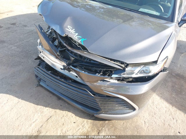 Toyota CAMRY LE 2021 4T1C11AK5MU547677 Image 6