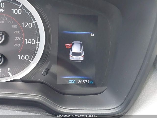 7MUAAABG5NV016853 Toyota Corolla Cross L