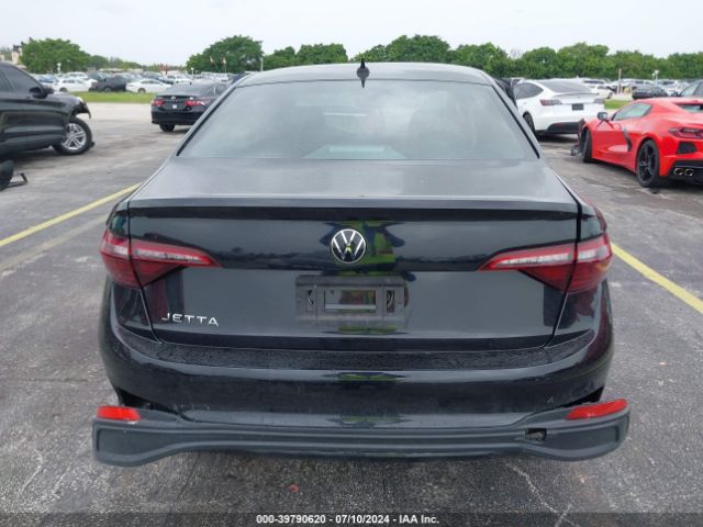 3VW7M7BU7PM013201 Volkswagen Jetta 1.5t Se
