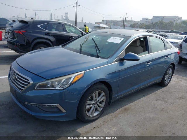 Hyundai SONATA SE 2015 5NPE24AF8FH167969 Image 2