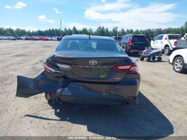 4T1BZ1HK5JU003265 Toyota Camry Xle V6