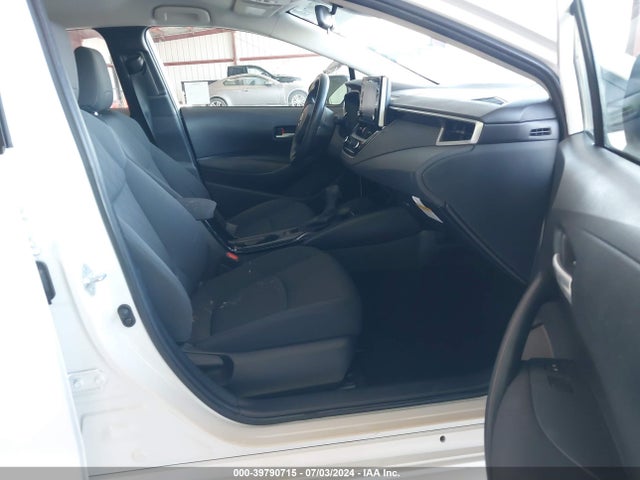 Toyota Corolla Hybrid Le 2021 JTDEAMDE3MJ004575 Image 5